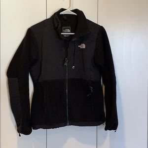Women’s Small Black Northface jacket